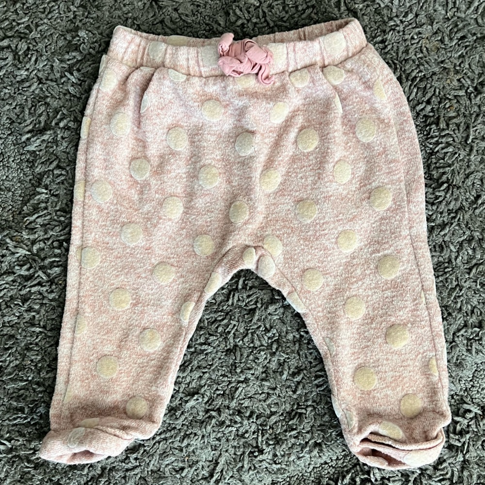 Baby Girls Nude Polka Dot Pink Cuffed Jogger Sweats Size 6-9 Months